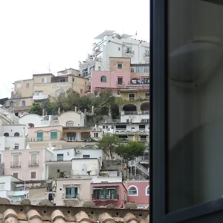 La Tavolozza Konukevi