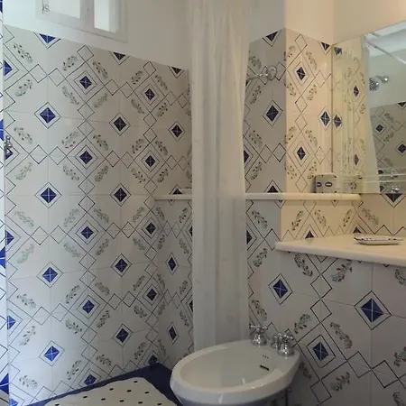 La Tavolozza Konukevi 4*